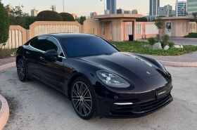 Porsche Panamera 4S 